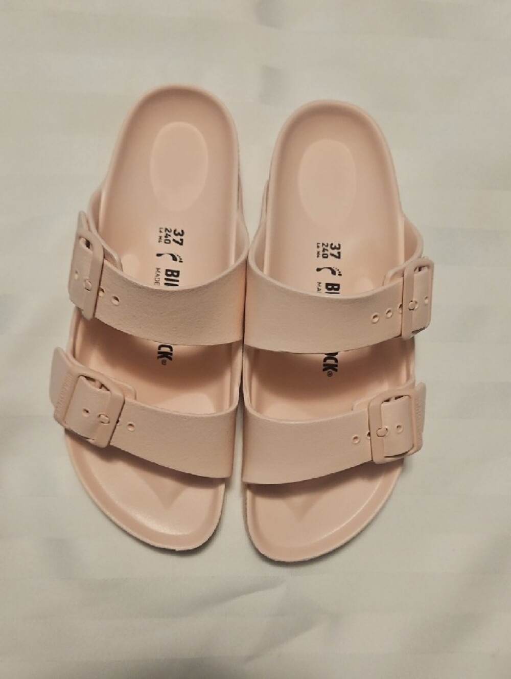 Birkenstock Arizona EVA Slide Sandals in Pale Pink